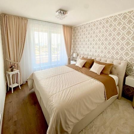 Die Oase - Luxurious Apartment Near The City Center With Free Parking Pressburg Exterior foto